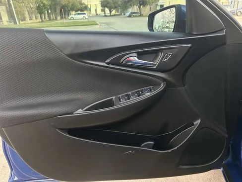 Used 2023 Chevrolet Malibu LT image 11