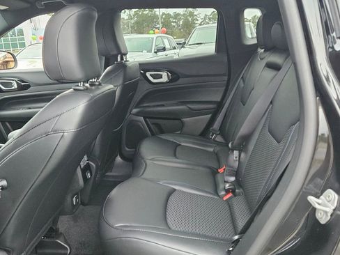 New 2026 Jeep Compass Latitude image 6