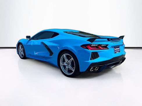 Used 2020 Chevrolet Corvette Stingray Coupe w/ Z51 Performance Package RWD image 8