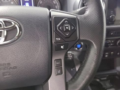 Used 2018 Toyota Tacoma TRD Pro AWD/4WD image 25
