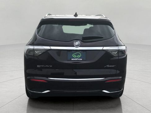 Certified 2022 Buick Enclave Avenir w/ Trailering Package, 5000 lbs. AWD/4WD image 6