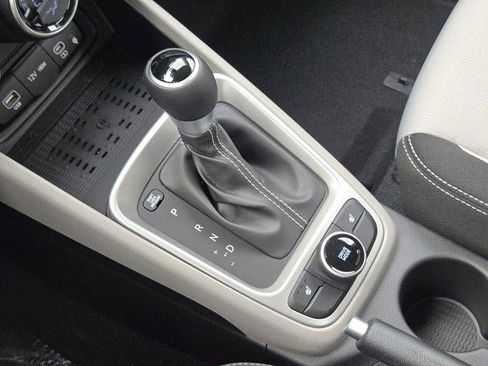 New 2026 Hyundai Venue SEL image 15