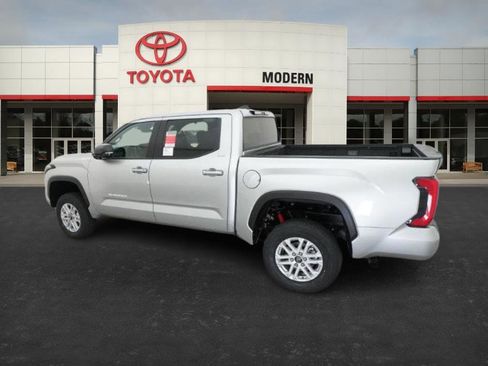 New 2026 Toyota Tundra SR5 image 11