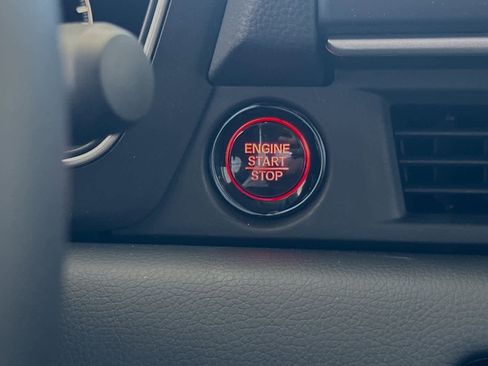 New 2025 Honda Pilot EX-L image 18