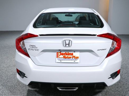 Used 2019 Honda Civic Sport image 8