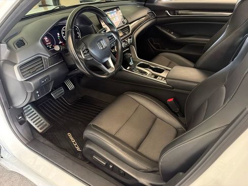 Used 2022 Honda Accord Sport image 2