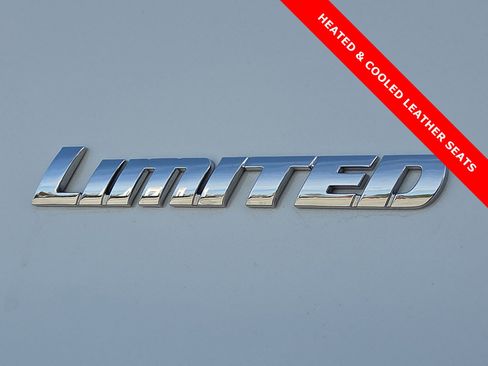 Used 2022 Toyota 4Runner Limited image 8