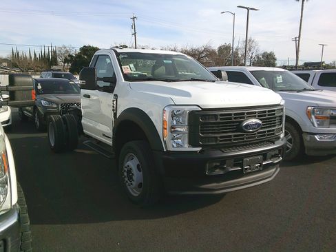 Used 2026 Ford F550 4x4 Regular Cab Super Duty w/ Snow Plow Prep Package image 1