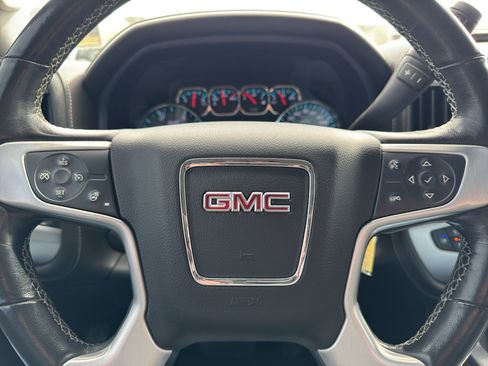 Used 2017 GMC Sierra 2500 SLT w/ Duramax Plus Package image 18