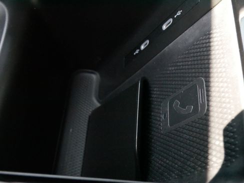 Used 2023 Volkswagen ID.4 Pro S AWD/4WD image 31