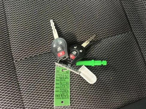 Used 2016 Nissan Versa SV FWD image 22