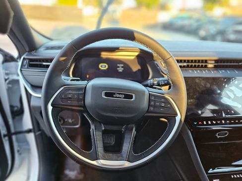 New 2026 Jeep Grand Cherokee L Limited image 22