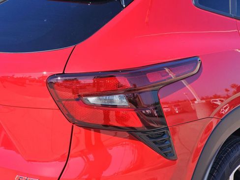New 2026 Chevrolet Trax RS FWD image 39