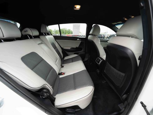 Used 2019 Kia Sportage EX w/ EX Sport Appearance Package AWD/4WD image 25