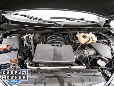 Used 2025 GMC Yukon Denali AWD/4WD image 32