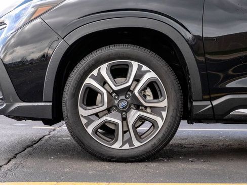 Used 2023 Subaru Ascent Limited AWD/4WD image 10