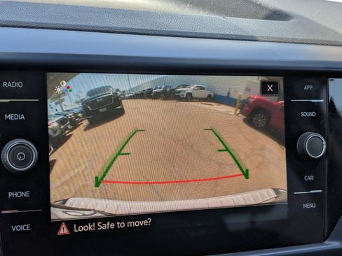 Used 2023 Volkswagen Taos SE FWD image 23