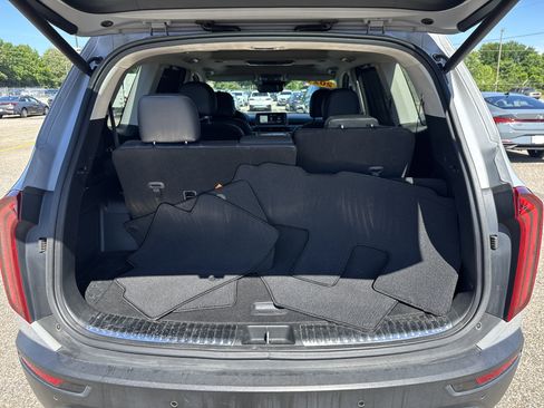 Used 2021 Kia Telluride SX w/ Nightfall Edition Package AWD/4WD image 8