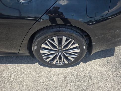Used 2024 Nissan Altima 2.5 SV w/ SV Premium Package FWD image 33