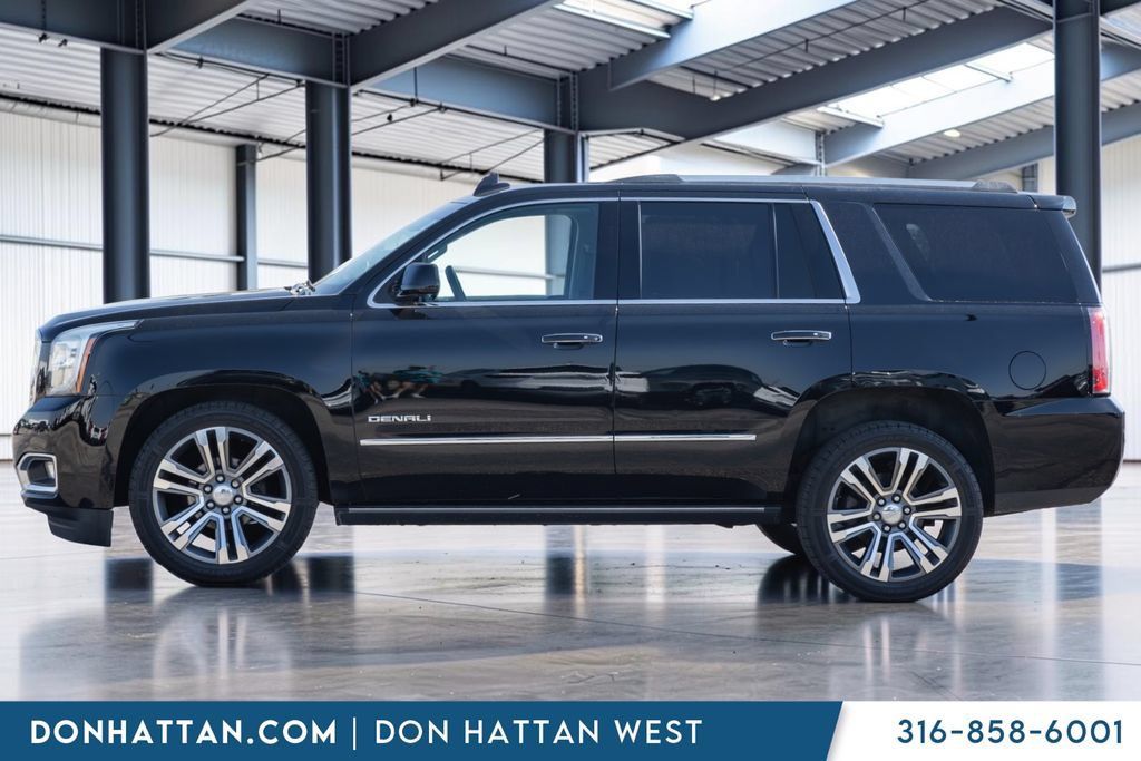 Used 2019 GMC Yukon Denali w/ Denali Ultimate Package AWD/4WD image 2