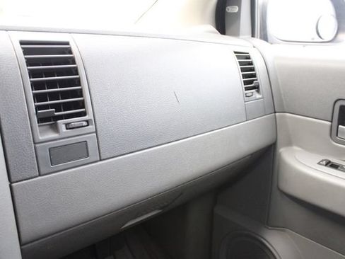 Used 2004 Dodge Durango SLT AWD/4WD image 18