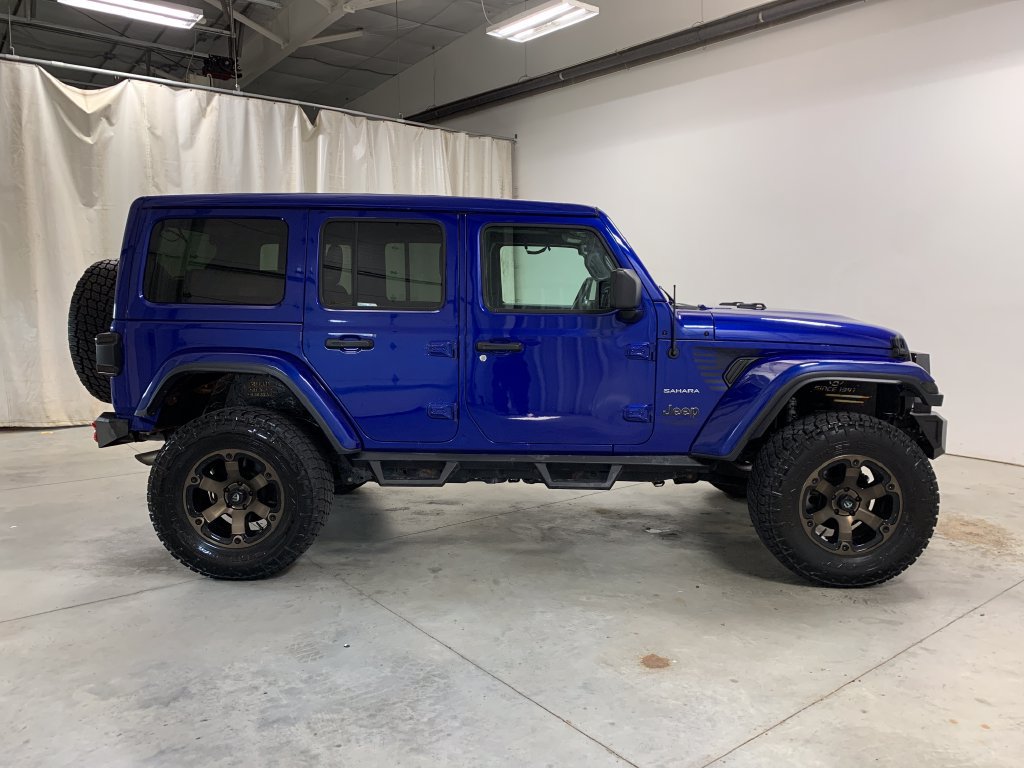 Used 2020 Jeep Wrangler Unlimited Sahara AWD/4WD image 11