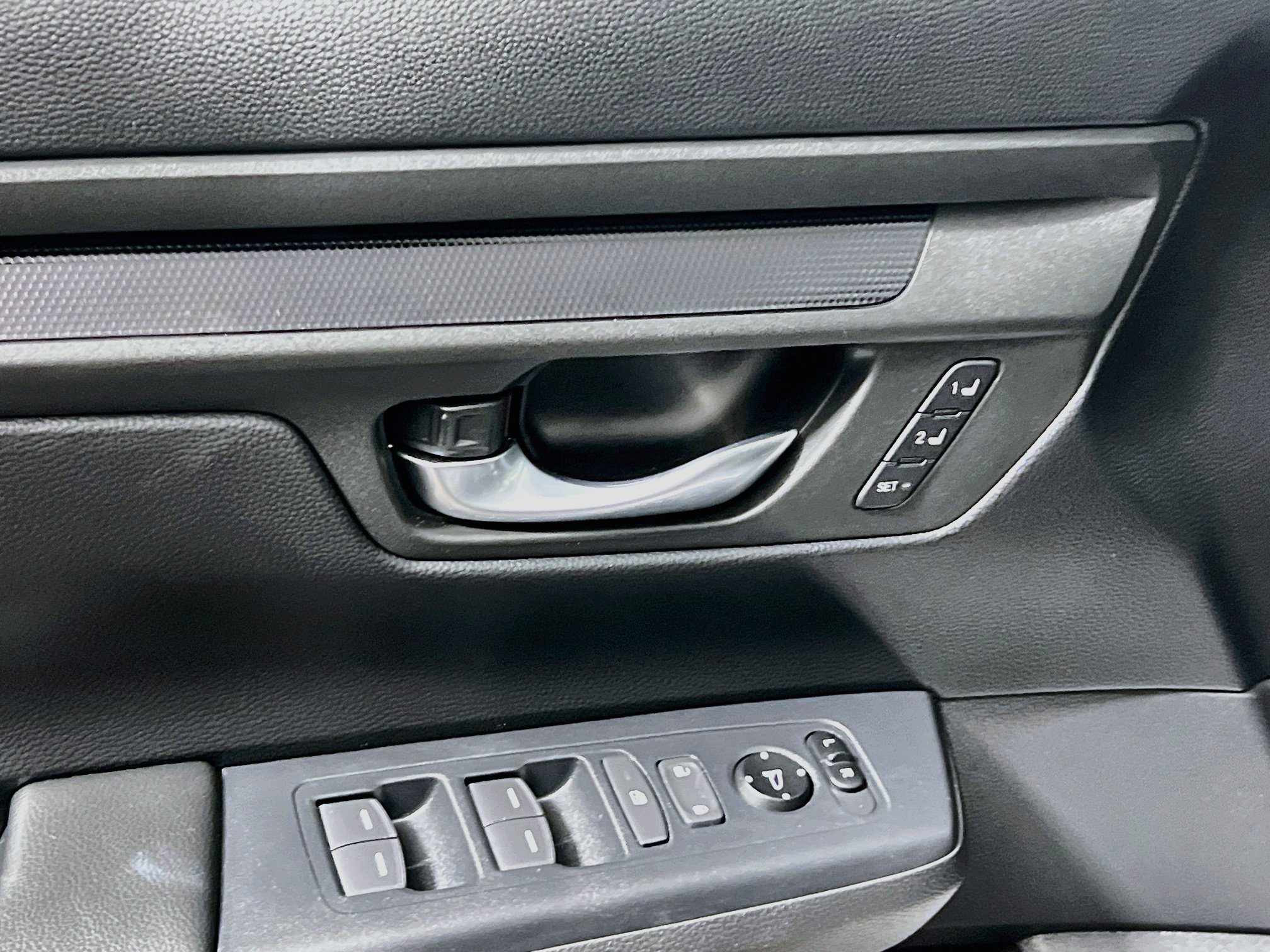 Used 2025 Honda CR-V Sport-L image 16