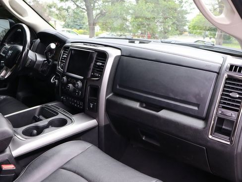 Used 2018 RAM 2500 Laramie w/ Sport Appearance Group AWD/4WD image 17