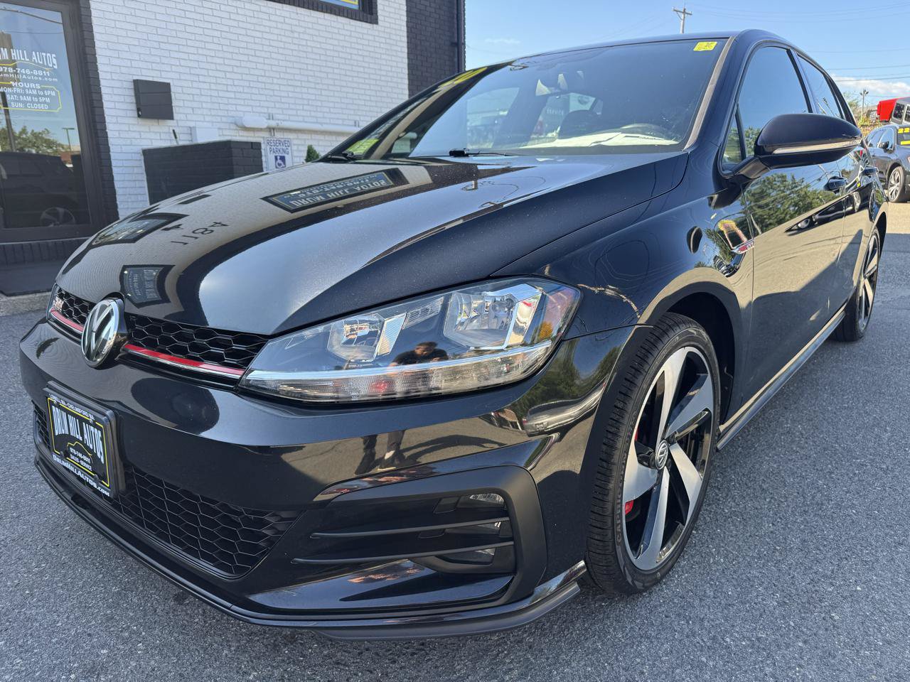 Used 2020 Volkswagen GTI SE FWD image 11
