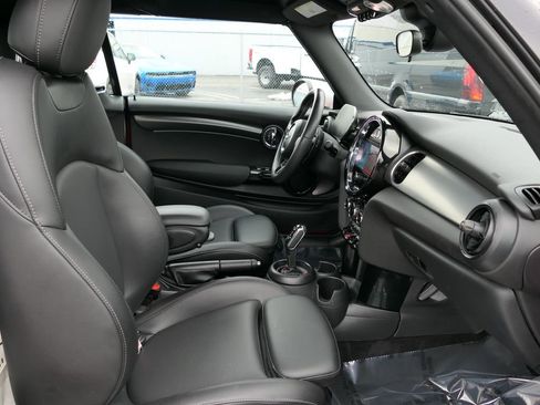 Used 2023 MINI Cooper S image 22