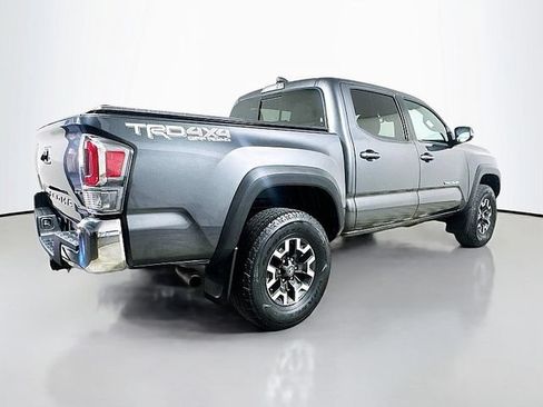 Used 2021 Toyota Tacoma TRD Off-Road AWD/4WD image 7