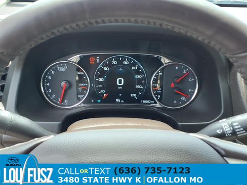 Used 2017 GMC Acadia Denali w/ Technology Package FWD image 20