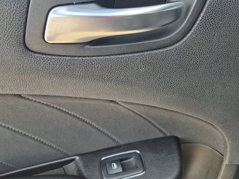 Certified 2018 Dodge Charger SXT Plus image 16