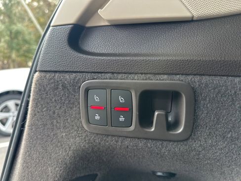 Used 2018 Audi Q7 3.0T Prestige image 32