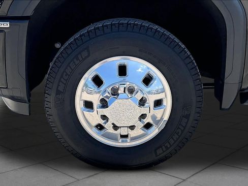 Used 2024 GMC Sierra 3500 Denali w/ Denali Reserve Package AWD/4WD image 11