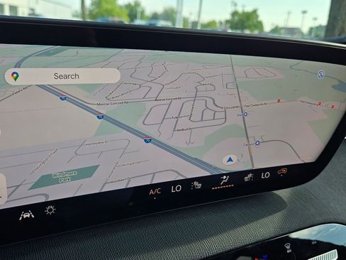 New 2026 Buick Enclave Sport Touring w/ Power Package image 4