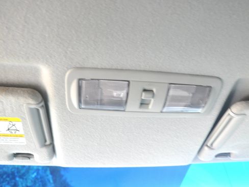 Used 2006 Nissan Frontier SE w/ (P01) Power Pkg RWD image 20