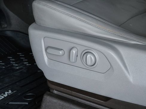 Used 2019 Chevrolet Silverado 1500 RST w/ All-Star Edition AWD/4WD image 48