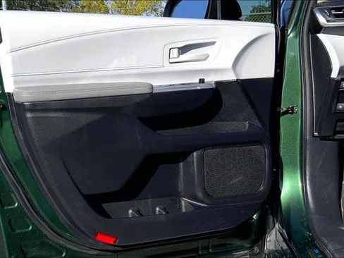 Certified 2025 Toyota Sienna LE w/ LE Plus Package image 20