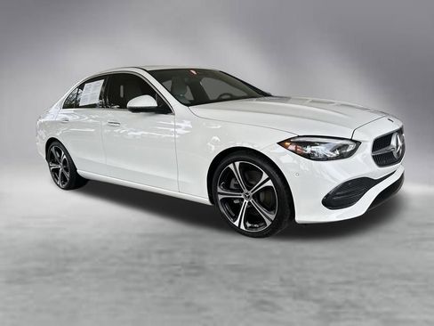 Used 2024 Mercedes-Benz C 300 Sedan image 2