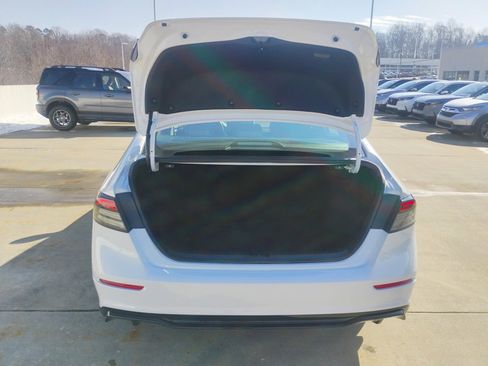 Certified 2025 Honda Accord Sport image 14