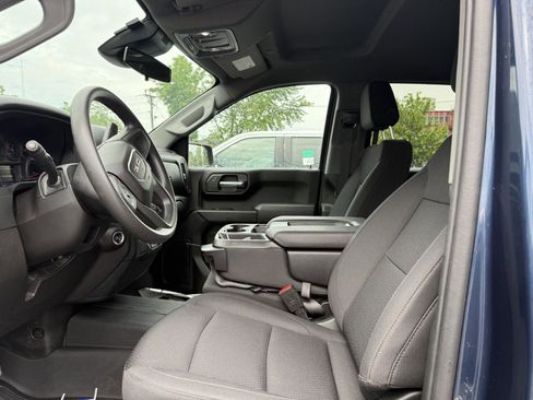 Used 2022 GMC Sierra 1500 Pro w/ Pro Value Package AWD/4WD image 9