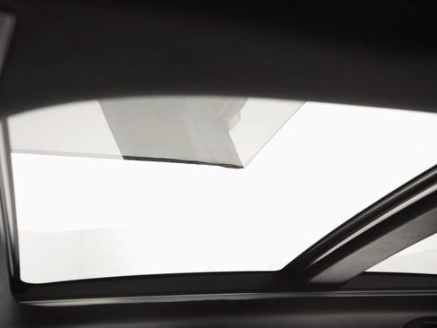 Used 2023 Lexus RX 500h F Sport image 14