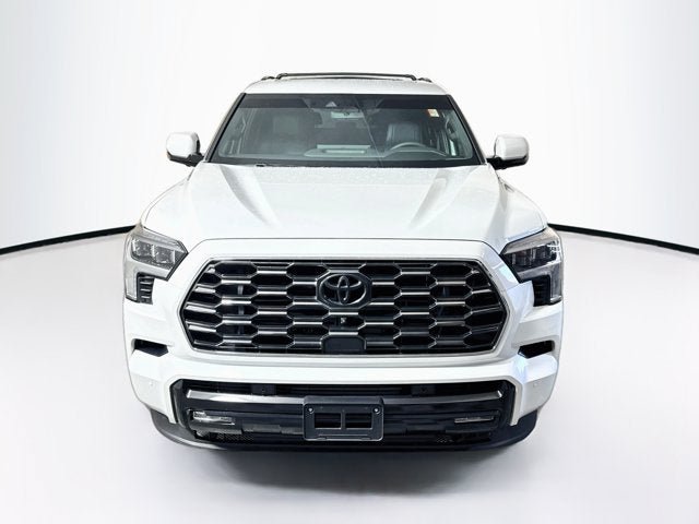 Used 2025 Toyota Sequoia Platinum AWD/4WD image 2