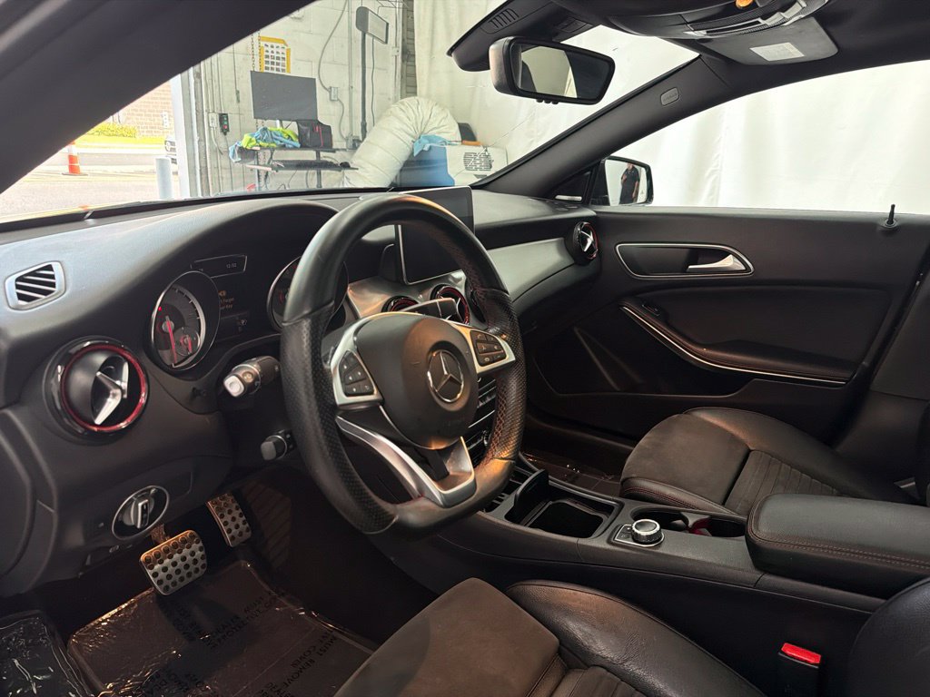 Used 2016 Mercedes-Benz CLA 250 image 14