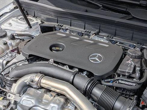 New 2026 Mercedes-Benz GLB 250 image 17