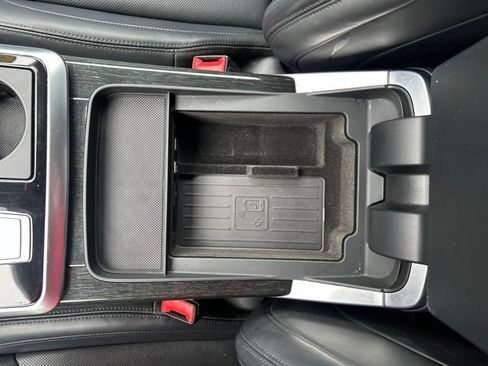 Used 2019 Audi Q8 Prestige w/ Luxury Package image 16