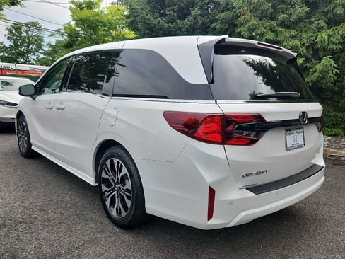 Certified 2025 Honda Odyssey Elite image 4