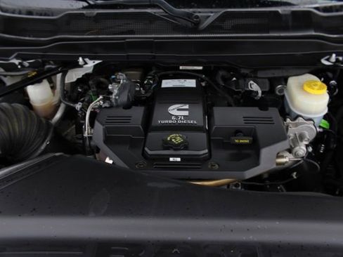 Used 2021 RAM 3500 Big Horn image 37