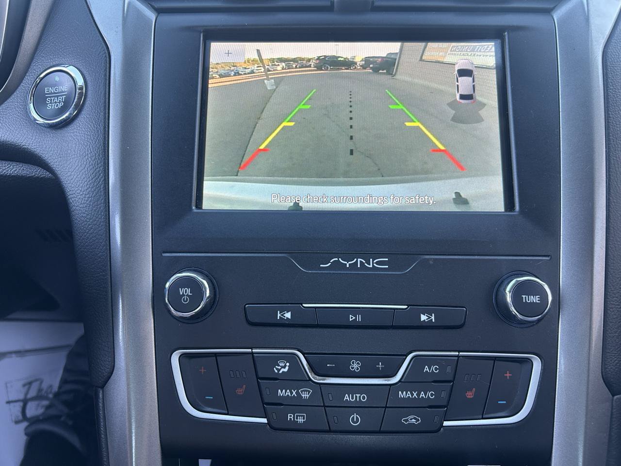 Used 2019 Ford Fusion SEL FWD image 23